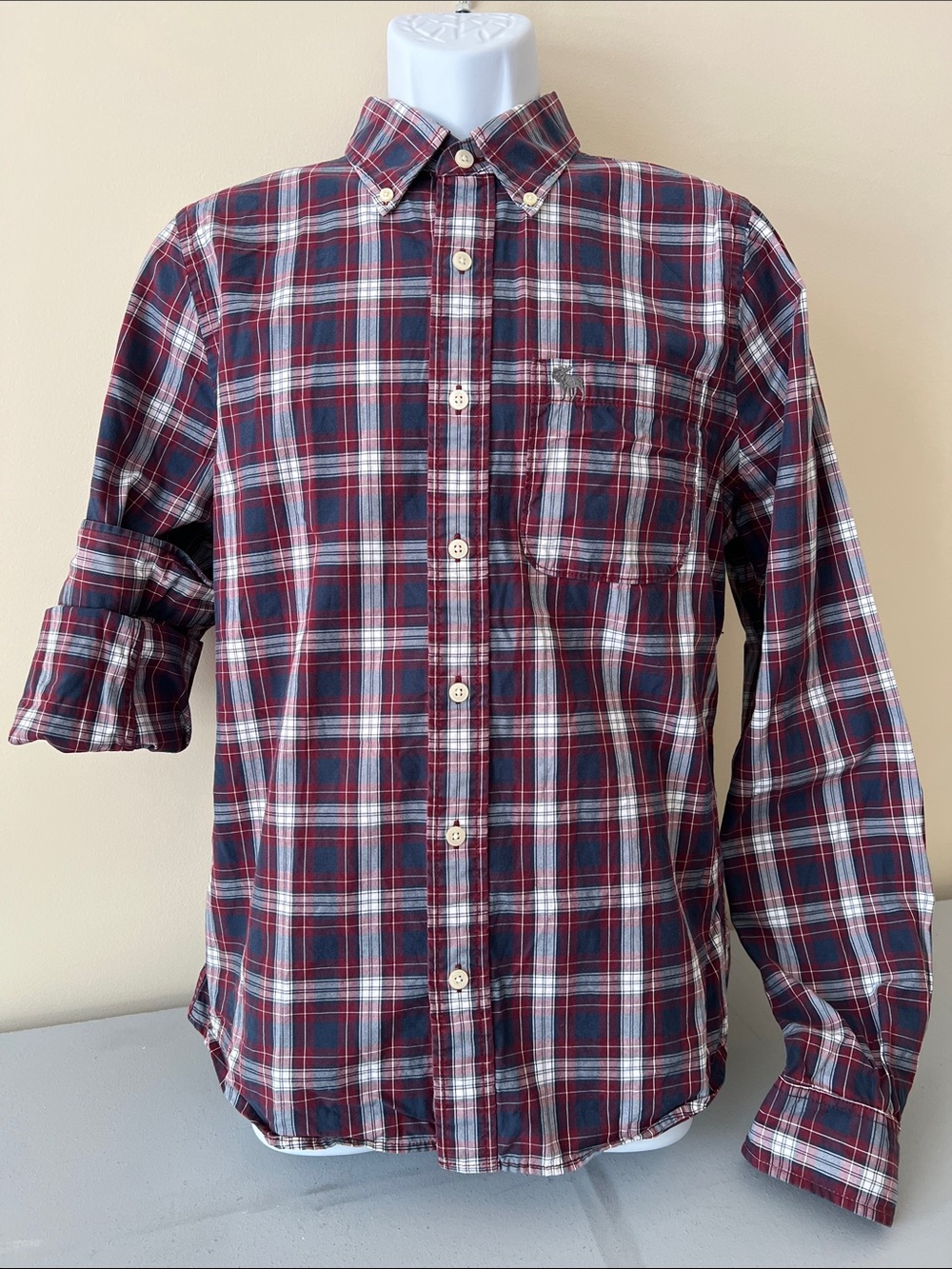 Abercrombie & Fitch Men's Red & Navy Plaid Button-Down Shirt
